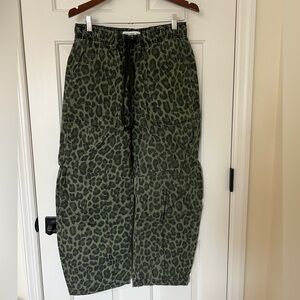 Pull&Bear Olive Leopard Pants